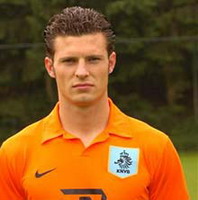 Эрик Петерс, uefa.com