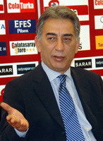 Аднан Полат