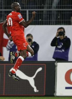 Очередной гол Нкуфо! AP