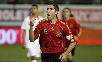 Рауль Гарсия принес победу своей команде, фото marca.com