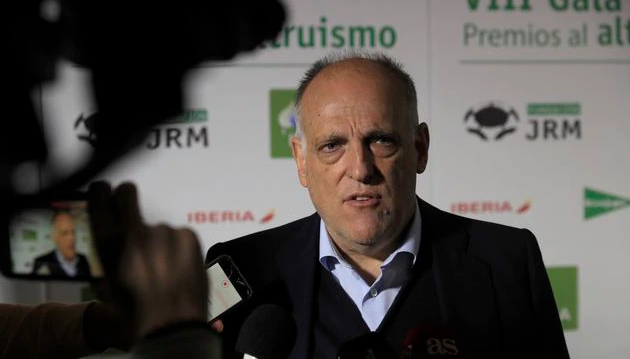 Хав'єр Тебас, EFE