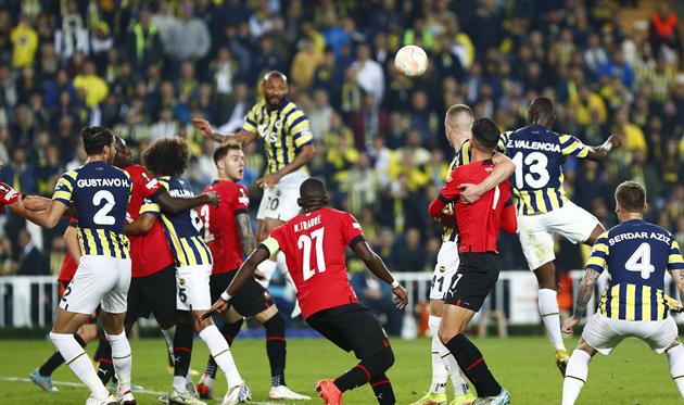 ФЕНЕРБАХЧЕ — РЕНН, ФК ФЕНЕРБАХЧЕ