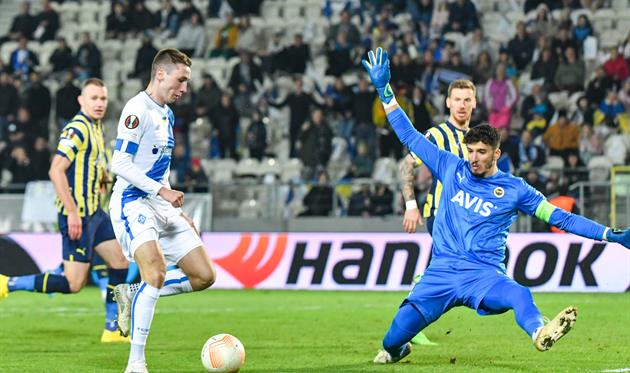 Владислав Ванат проти Алтая Баїндира, ФК Динамо Київ