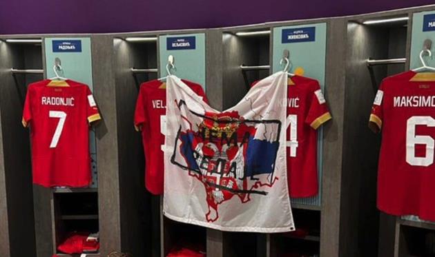 В роздягальні збірної Сербії було помічено шовіністичне гасло проти косоварів