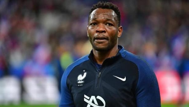 Стів Манданда