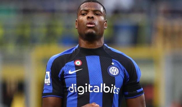 Дензел Думфріс, getty images