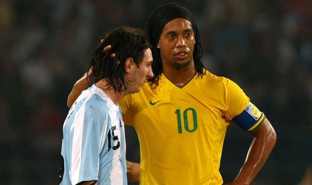 Ліонель Мессі та Роналдіньйо (праворуч), Getty Images