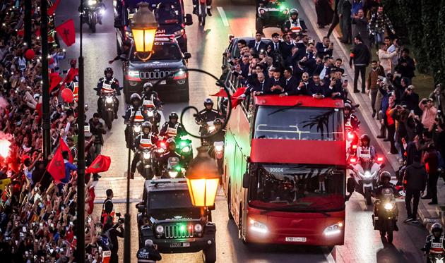 Повернення збірної Марокко, Alaxion