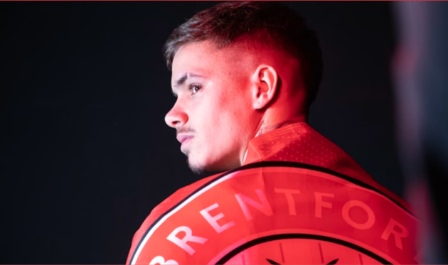 Ромео Бекхем, Брентфорд