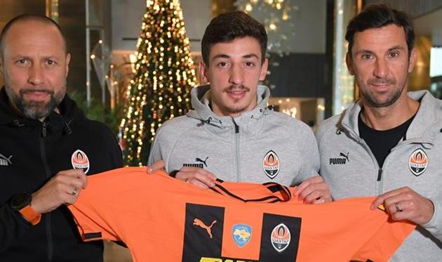 Шахтар представив Гочолейшвілі