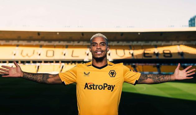 TWITTER.COM/WOLVES