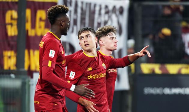 Радість гравців Роми після голу у ворота Дженоа у матчі Кубку, Getty Images