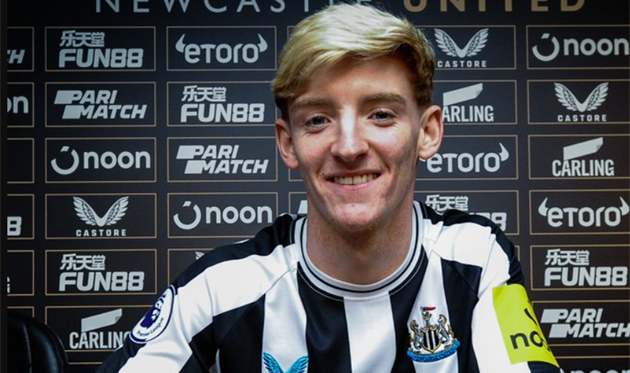 Ентоні Гордон, ФК Ньюкасл Юнайтед