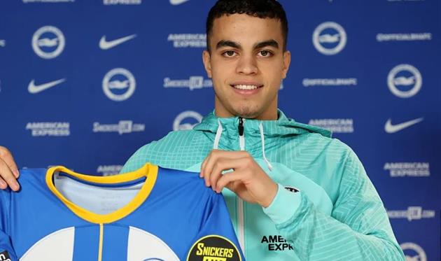 Ясін Айарі, фото Брайтон