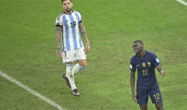 Коло Муані після нереалізованого моменту в фіналі чемпіонату світу