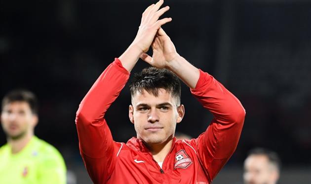 Даніель Парасків, Profimedia