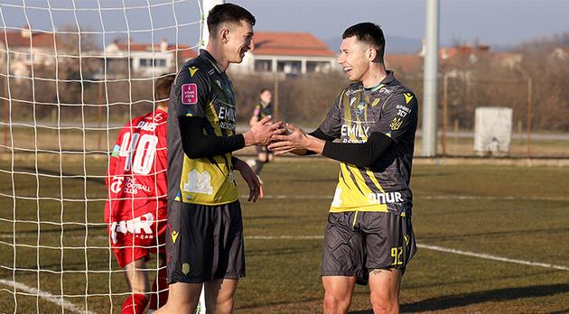 Рух - Істра, ФК Рух