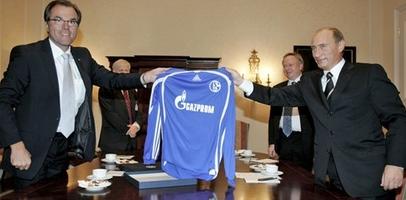 Путин болеет за 