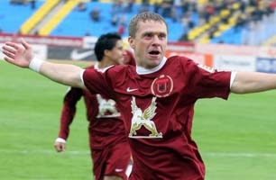 Сергей Ребров