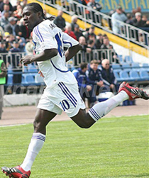 Исмаэль Бангура,  fcdynamo.kiev.ua