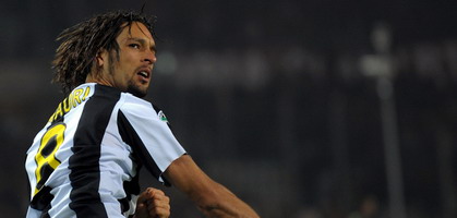 Карвальо Амаури, АР