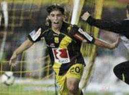 Хавито выводит команду вперед. Фото www.arisfc.gr