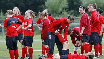 Тренировка одного из лидеров женской Эре Утрехта. fcutrechtfoto.nl