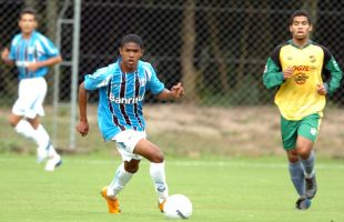 Дуглас Коста. AFP