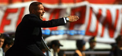 Диего Симеоне, фото cariverplate.com.ar