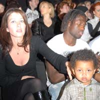 Папе Диакате с семьей, fcdynamo.kiev.ua