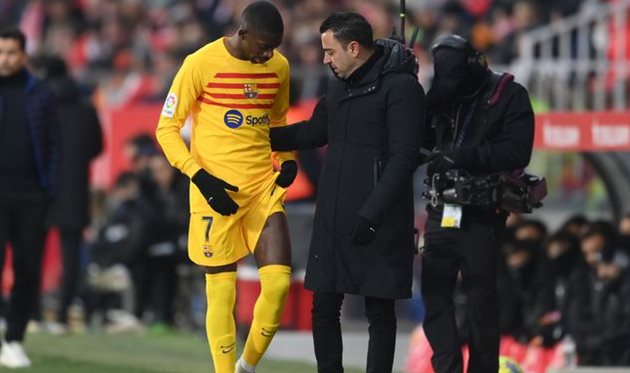 УСМАН ДЕМБЕЛЕ (ЛІВОРУЧ) ТА ХАВІ, GETTY IMAGES