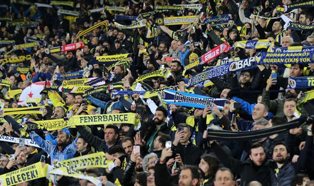 Вболівальники Фенербахче - Getty Images