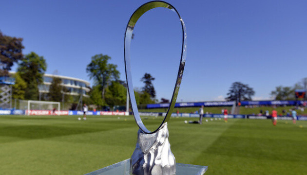 Трофей Юнацької ліги Уєфа, УЄФА