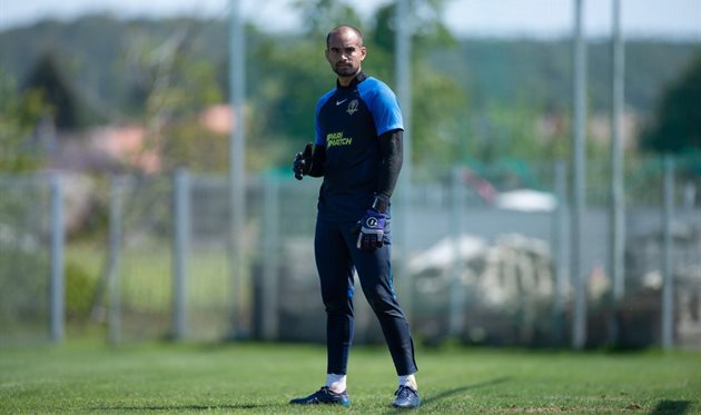 МАКС ВАЛЕФ, ФК ДНІПРО-1