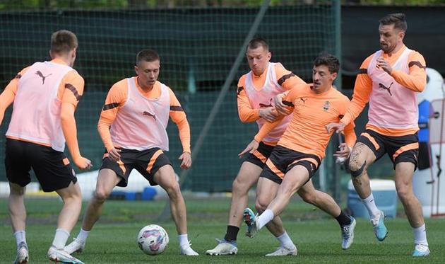 Криськів вже рветься у бій / ФК ШАХТАР