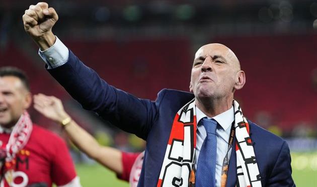 Мончі, Getty Images