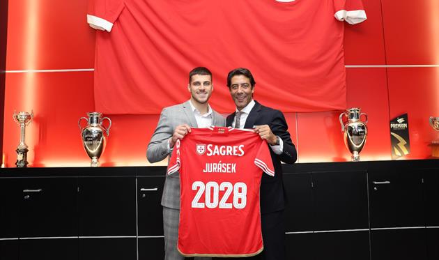 Давід Юрасек, ФК Бенфіка