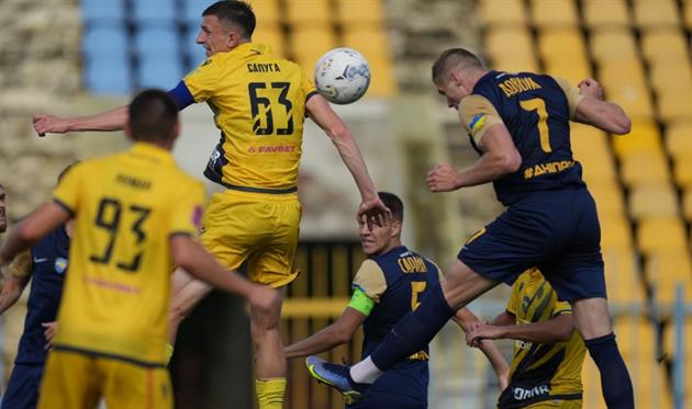 СК Дніпро-1 – Рух