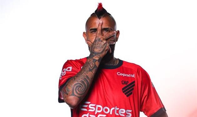 Артуро Відаль, twitter.com/futebol_info