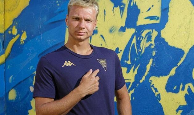 Максим Деркач, ФК Ешторіл