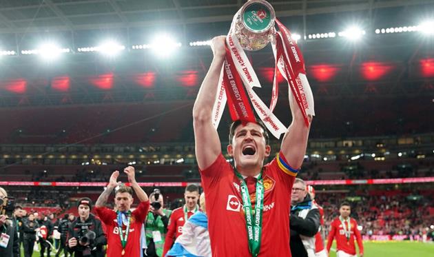 Гаррі Магвайр, твіттер Магвайра