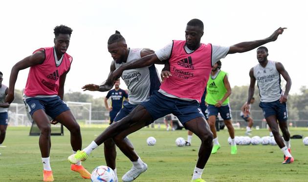 Самбі Локонга, Нуну Тавареш, Ніколя Пепе, getty images