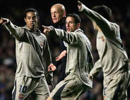 Пьерлуиджи, пора приглашать арбитров из Украины! :-)