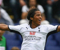 Джиовани дос Сантос