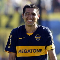 Хуан Роман Рикельме, АР