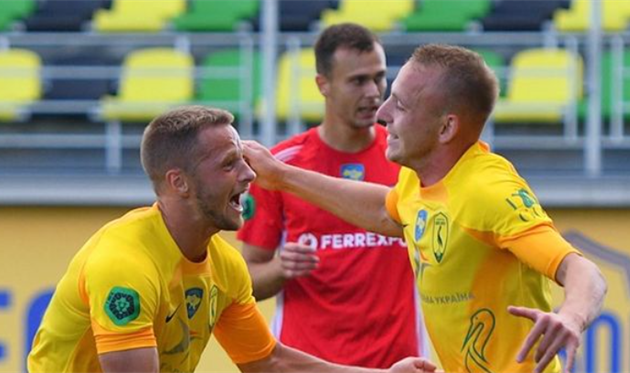 Лівий берег - Гірник-Спорт, фото Лівий берег