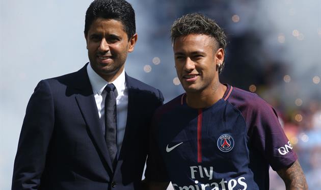 Нассер Аль-Хелаїфі та Неймар у 2017 році, getty images