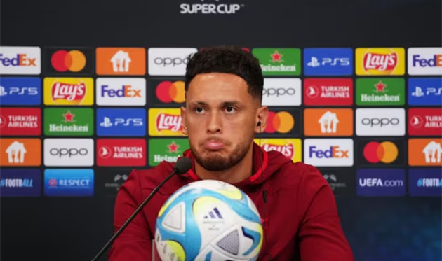 Лукас Окампос, УЄФА