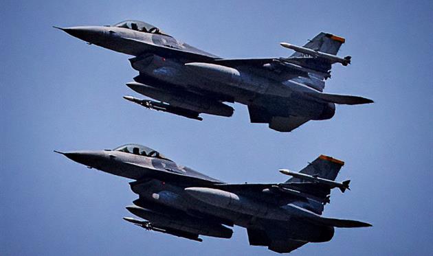 Літак F-16 - Getty Images 