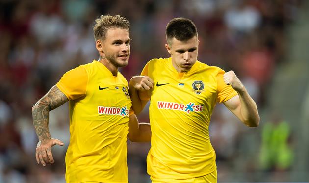 Богдан Лєднєв (зліва), сайт Дніпра-1